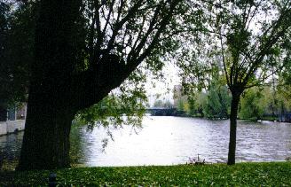Just another picturesque scene in Bruges