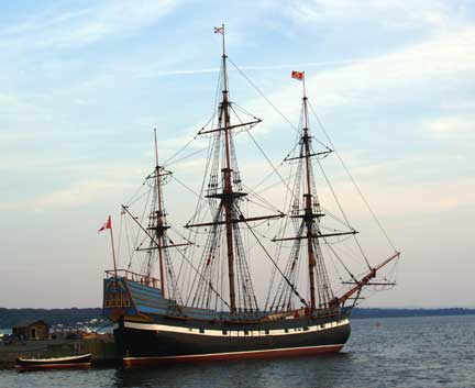 The Hector - Pictou Harbor    August 2004