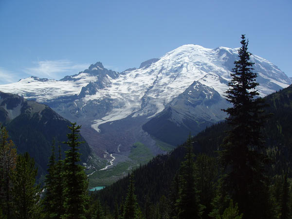 2005-08-mt-rainier_01
