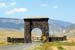 yellowstone-roosevelt-arch_01